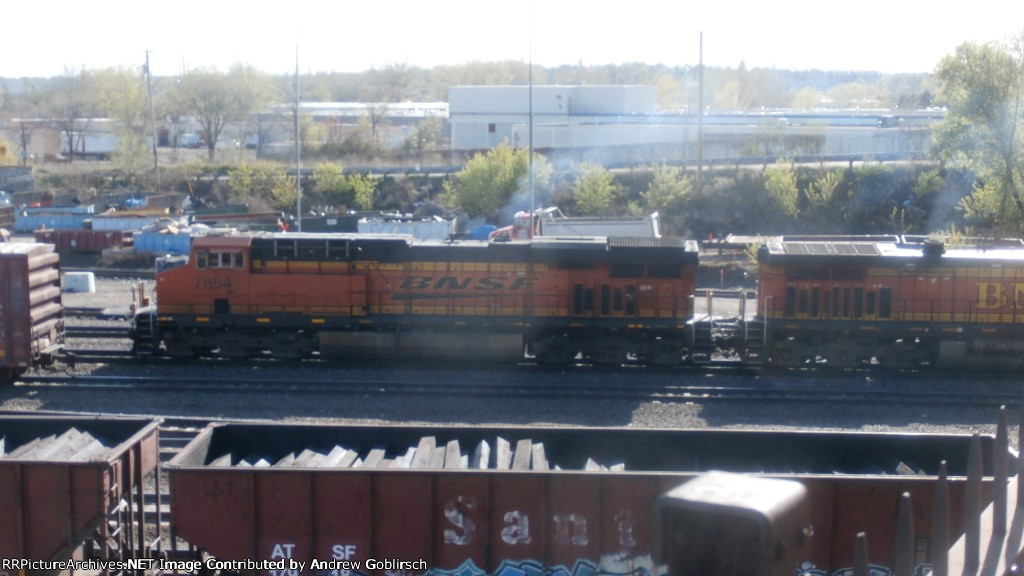 BNSF 7854